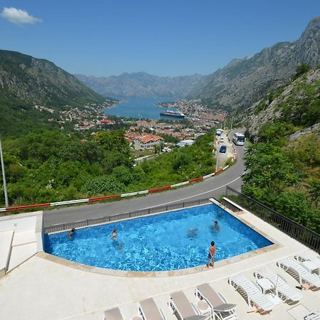 Boka Devine Residence Kotor Ngoại thất bức ảnh